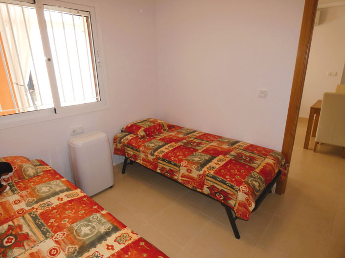 Image No.19-2 Bed Townhouse for sale