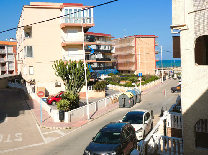 Image No.23-2 Bed Apartment for sale