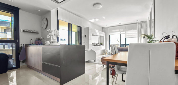 Image No.8-3 Bed Apartment for sale