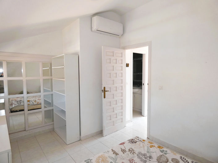 Image No.29-3 Bed Apartment for sale