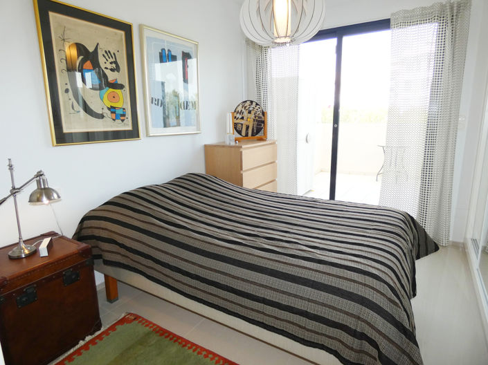 Image No.17-2 Bed Apartment for sale