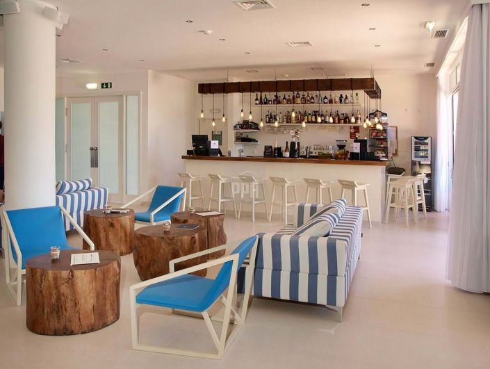 Image No.18-50 Bed Property for sale