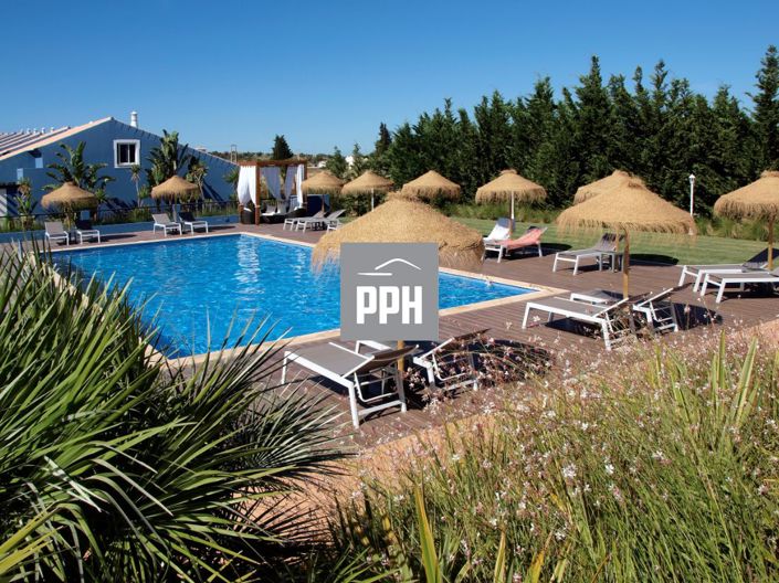 Image No.40-50 Bed Property for sale
