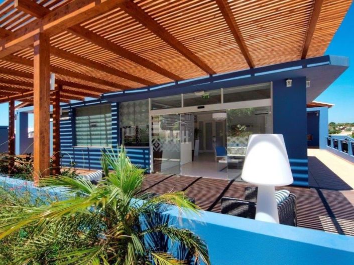 Image No.6-50 Bed Property for sale