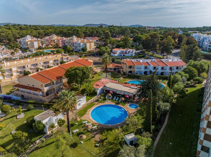 Image No.2-Maison de ville de 3 chambres à vendre à Vilamoura