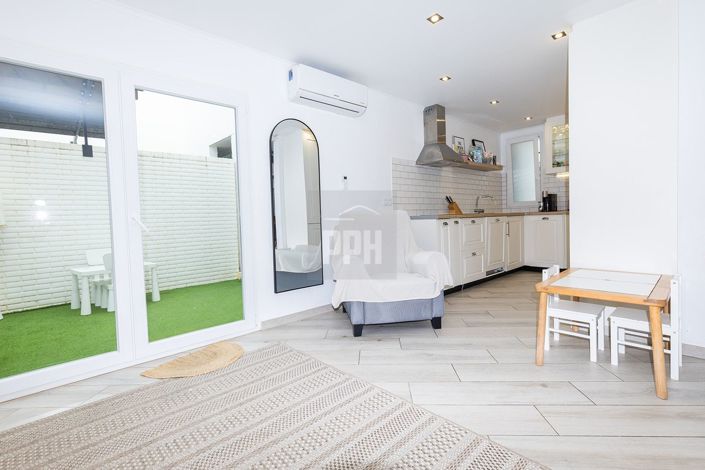 Image No.29-3 Bed Townhouse for sale