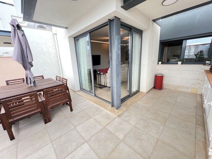 Image No.11-4 Bed Townhouse for sale