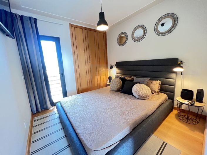 Image No.18-4 Bed Townhouse for sale