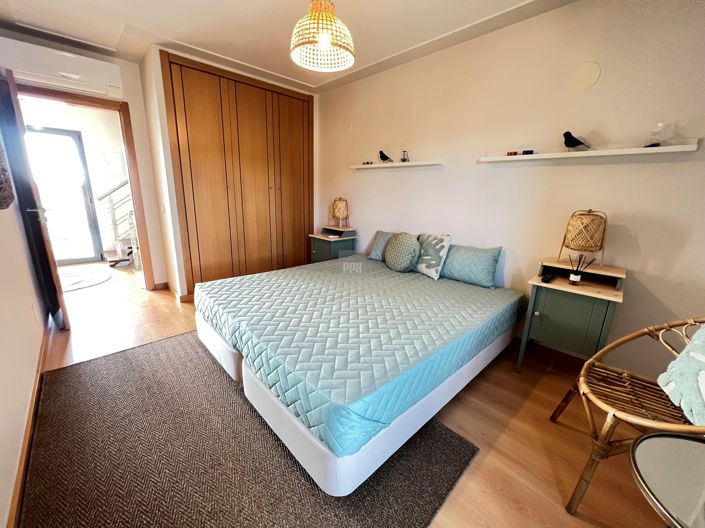 Image No.20-4 Bed Townhouse for sale