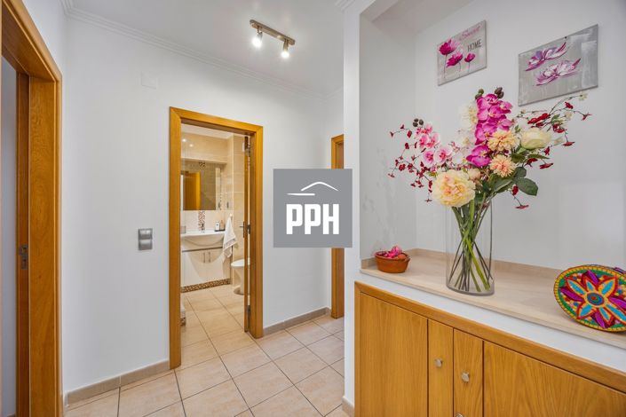 Image No.30-2 Bed Apartment for sale
