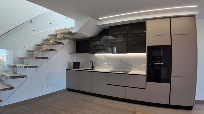 Image No.1-3 Bed Apartment for sale
