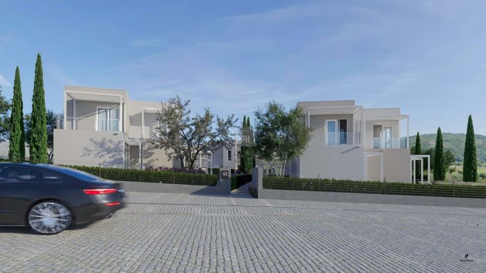 Image No.1-3 Bed Villa for sale