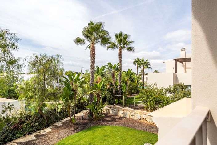 Image No.101-2 Bed Townhouse for sale