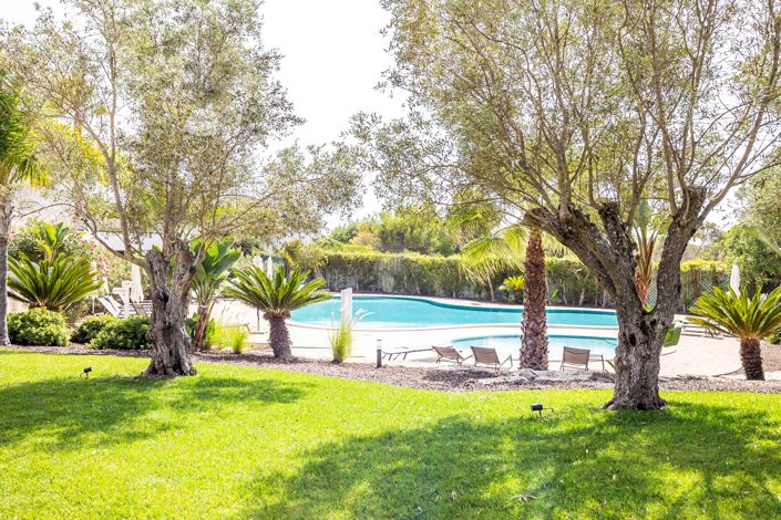 Image No.119-2 Bed Townhouse for sale