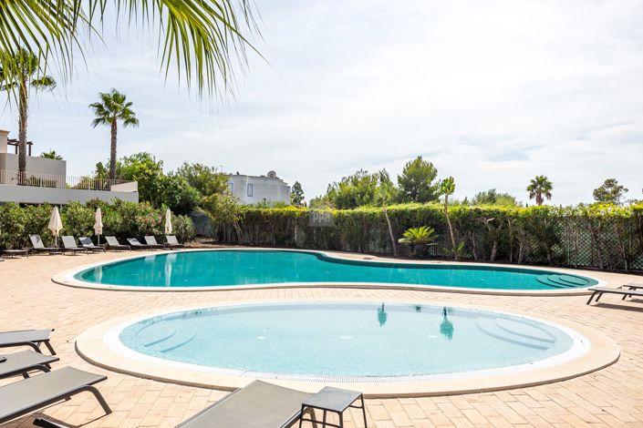 Image No.122-2 Bed Townhouse for sale