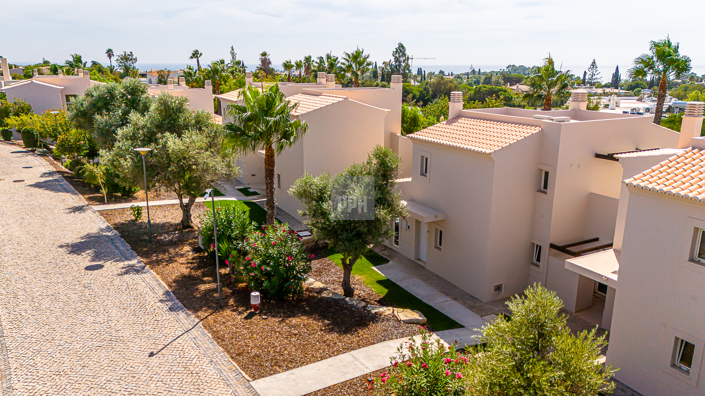 Image No.134-2 Bed Townhouse for sale