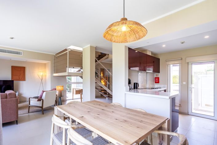 Image No.34-2 Bed Townhouse for sale