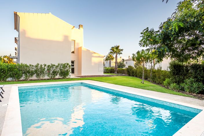 Image No.5-2 Bed Townhouse for sale