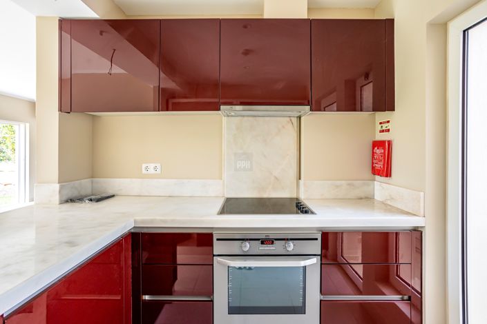 Image No.62-2 Bed Townhouse for sale