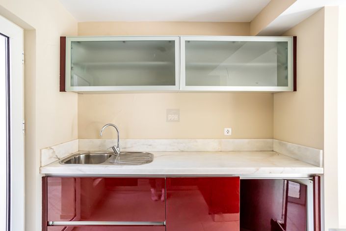 Image No.63-2 Bed Townhouse for sale