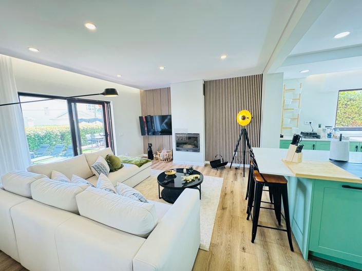 Image No.12-4 Bed Villa for sale