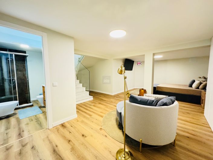 Image No.20-4 Bed Villa for sale