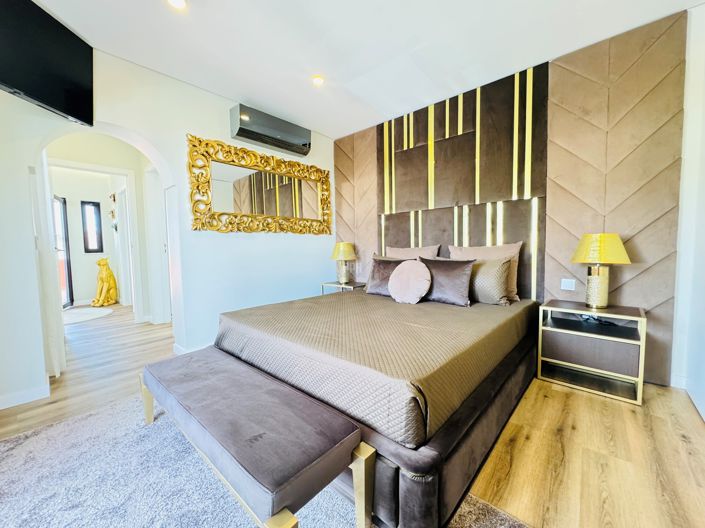 Image No.8-4 Bed Villa for sale