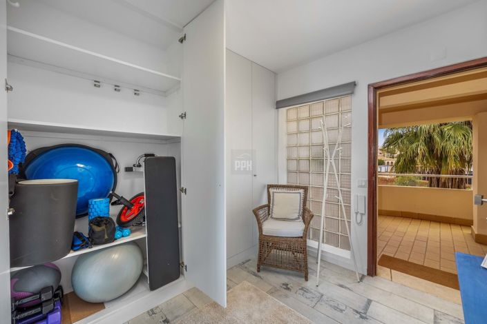 Image No.12-2 Bed Apartment for sale