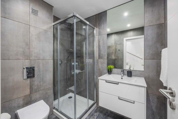 Image No.15-2 Bed Apartment for sale