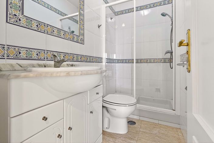 Image No.15-2 Bed Apartment for sale