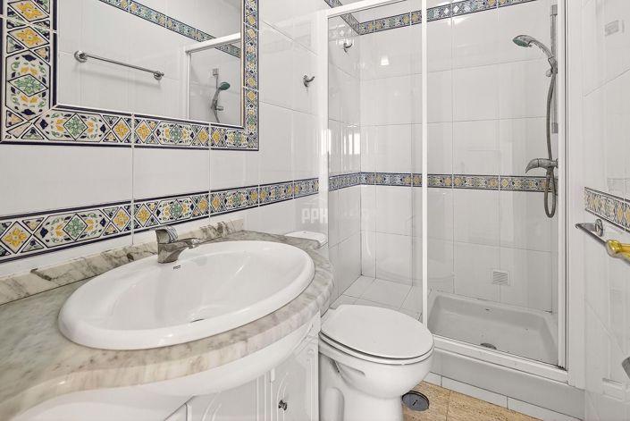 Image No.16-2 Bed Apartment for sale