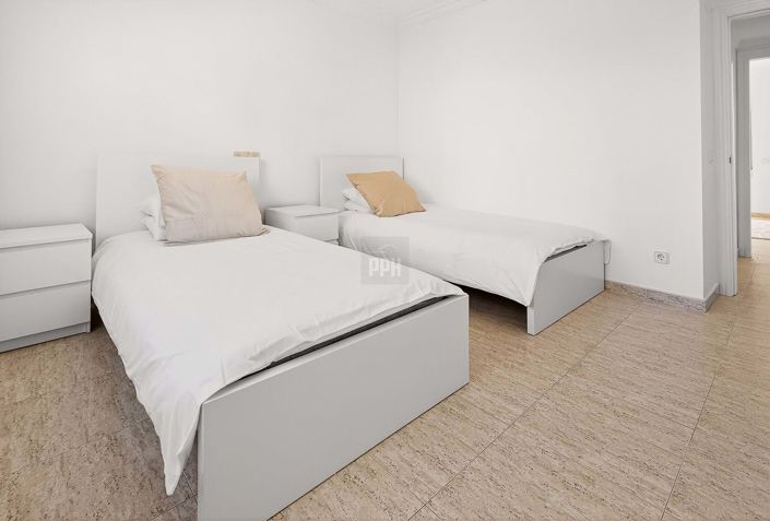 Image No.21-2 Bed Apartment for sale