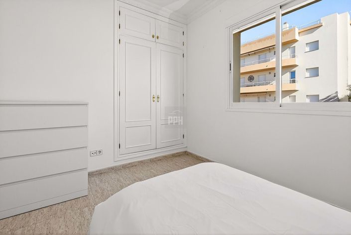 Image No.22-2 Bed Apartment for sale