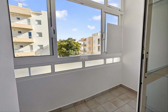 Image No.29-2 Bed Apartment for sale