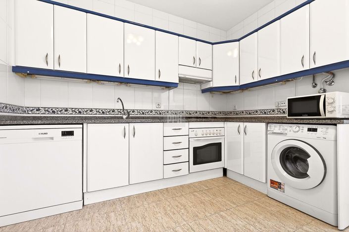 Image No.8-2 Bed Apartment for sale