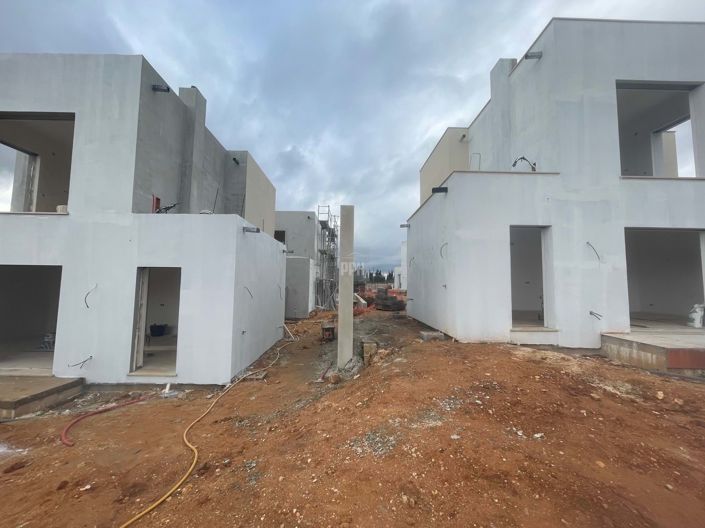 Image No.20-4 Bed Villa for sale