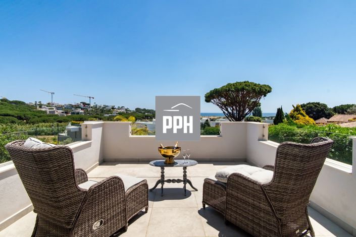 Image No.27-5 Bed Villa for sale