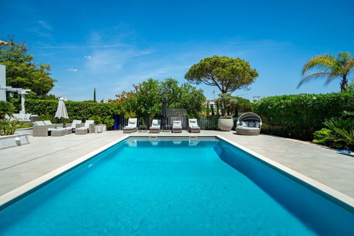 Image No.8-5 Bed Villa for sale