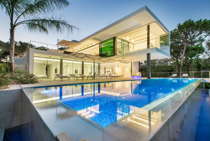 Image No.1-6 Bed Villa for sale