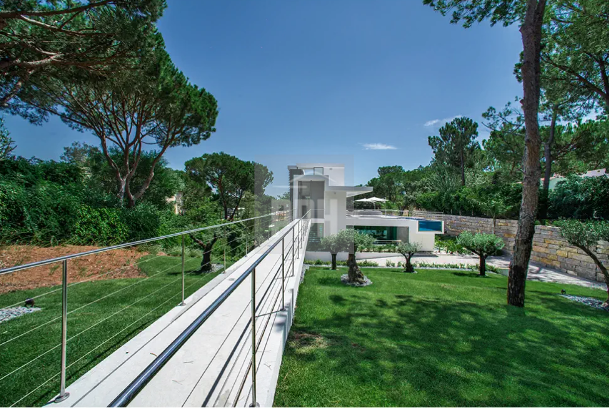 Image No.20-6 Bed Villa for sale