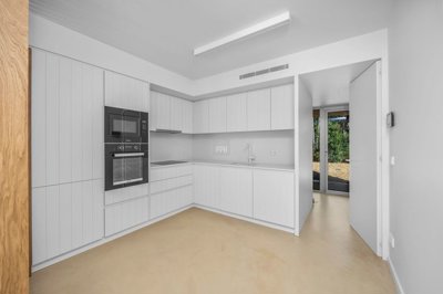 2344-352541-f99b9e343b07b1ea73851c331dc41644a