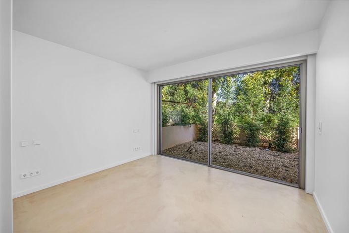 Image No.26-4 Bed Villa for sale