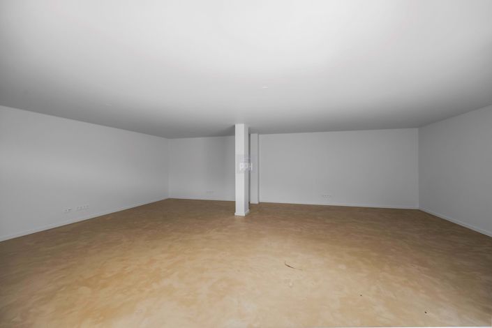 Image No.33-4 Bed Villa for sale