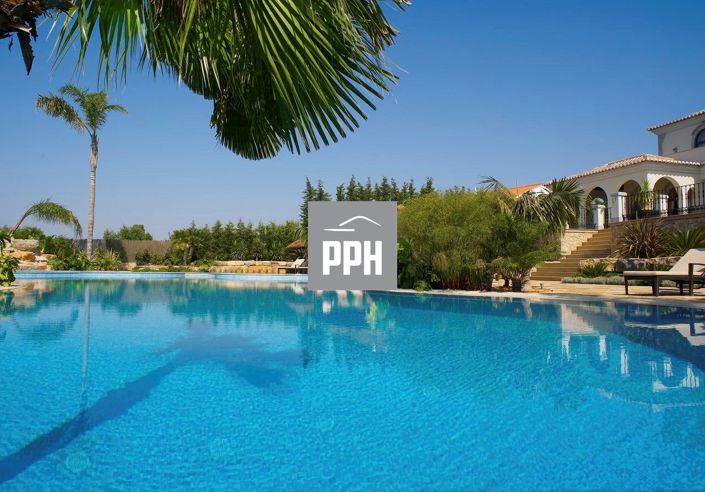 Image No.12-6 Bed Villa for sale