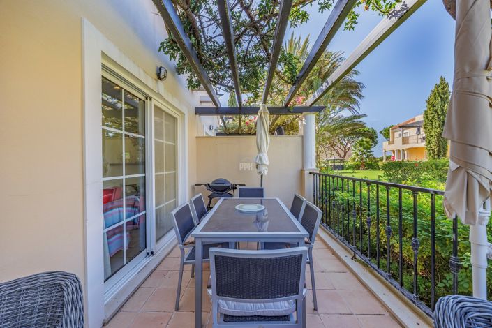 Image No.18-4 Bed Townhouse for sale