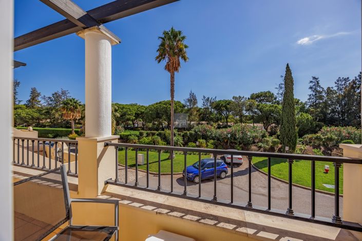 Image No.22-4 Bed Townhouse for sale