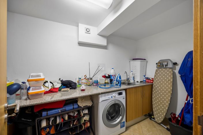 Image No.32-4 Bed Townhouse for sale