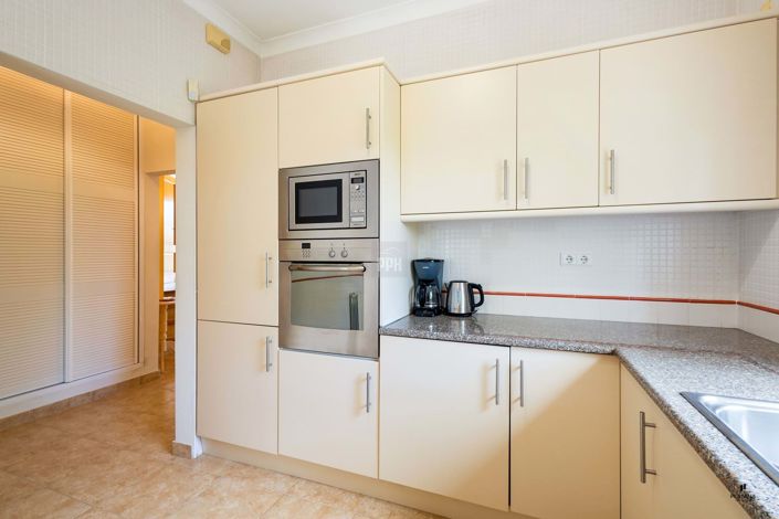 Image No.10-4 Bed Villa for sale