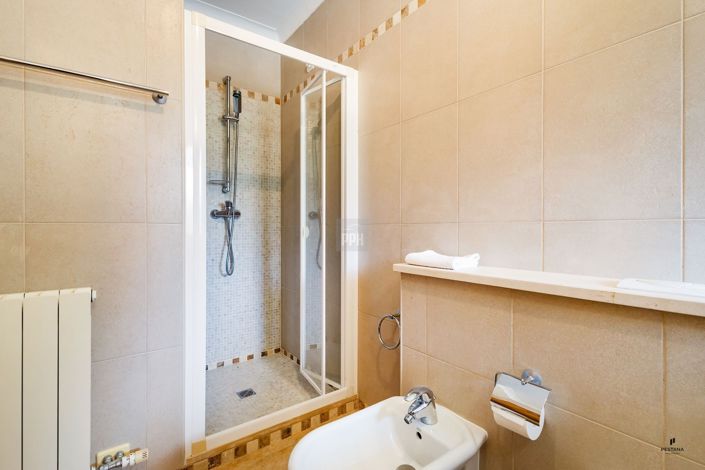 Image No.13-4 Bed Villa for sale