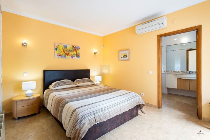 Image No.17-4 Bed Villa for sale